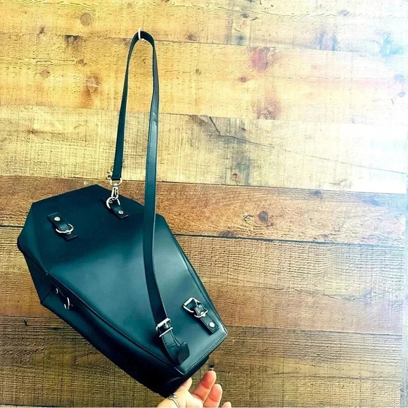 Addicted Designed By Alchemy England Vegan Leather/Velvet Goth Bat Coffin Bag main image 4